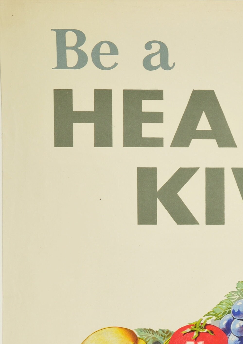 Vintage Fruit Kiwi Poster: Quirky Kitchen Wall Art
