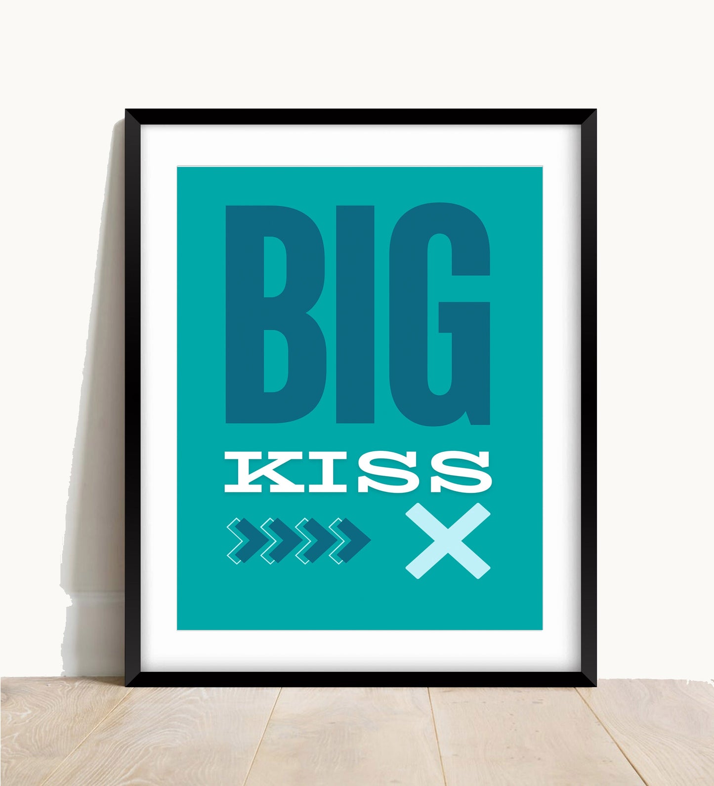 Big Kiss Wall Print