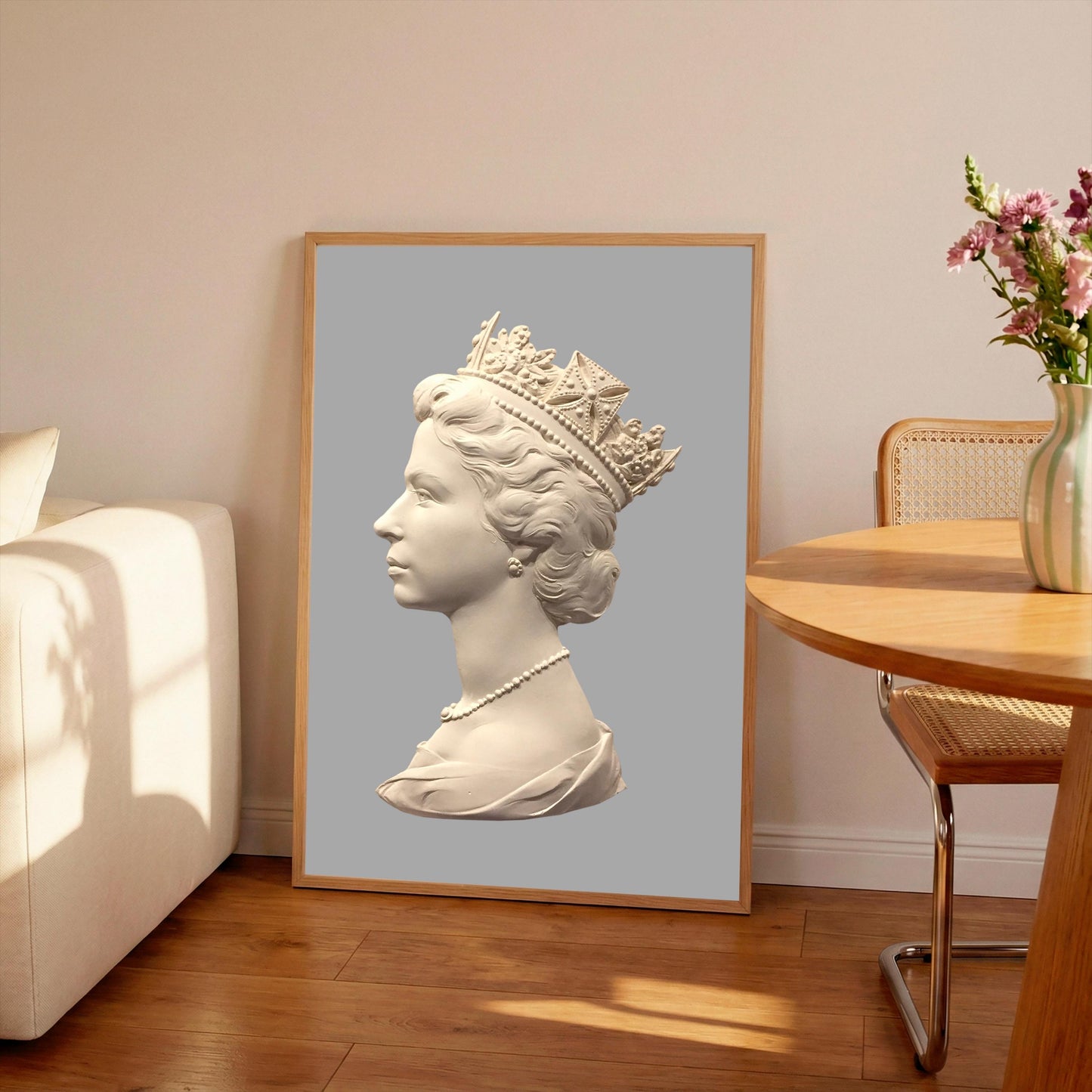 Queen Elizabeth Machin Sculpture Print: Royal Family Memorabilia