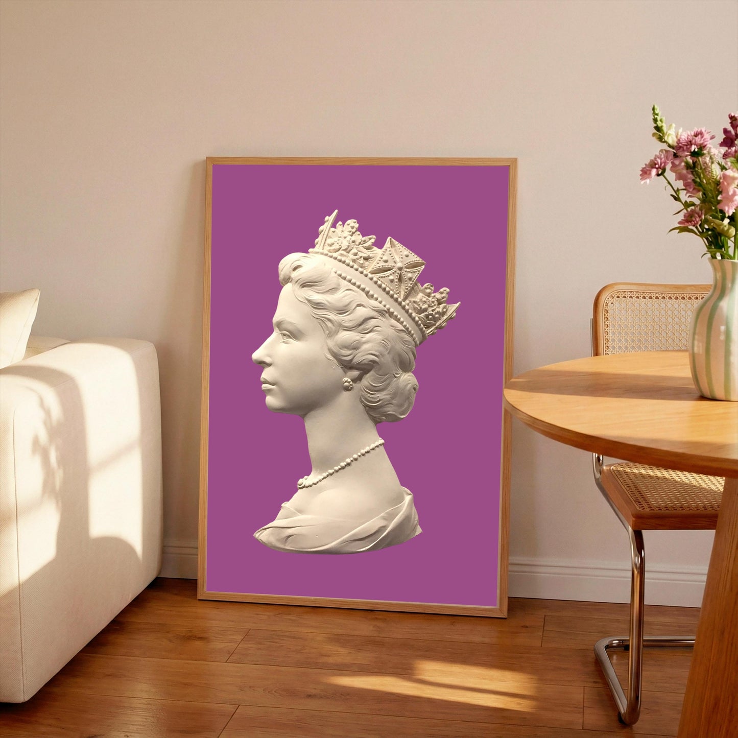 Queen Elizabeth Machin Sculpture Print: Royal Family Memorabilia