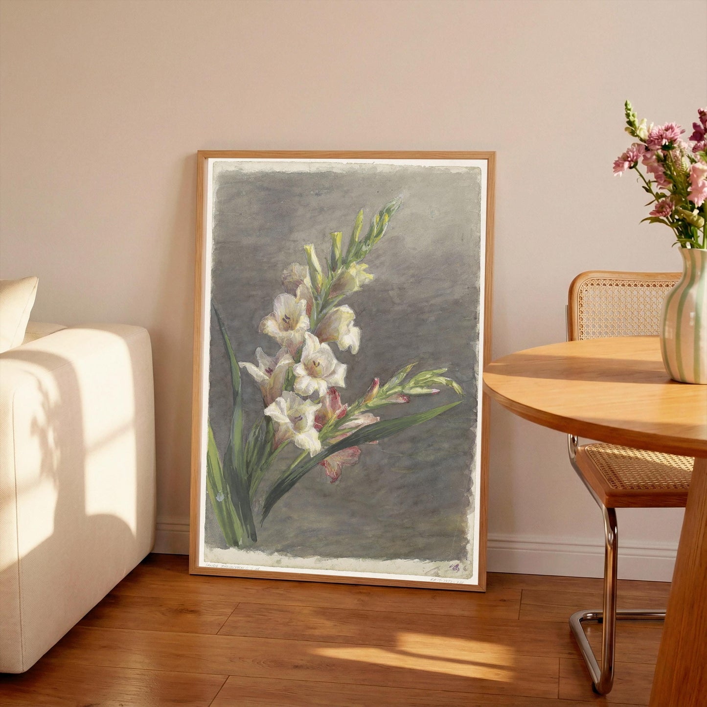 Gladioli Flower Print: Vintage Floral Wall Art
